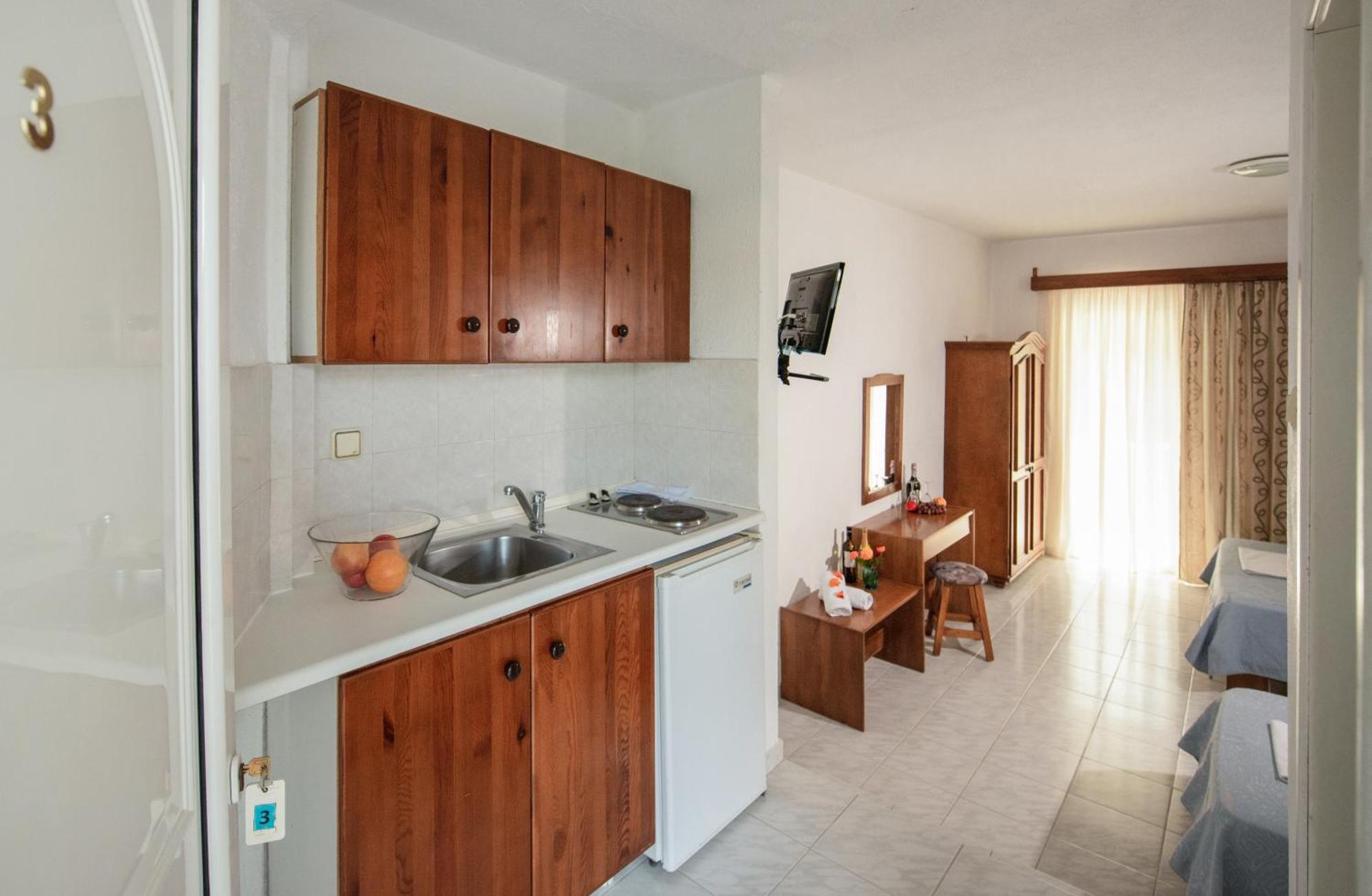 Estia Hotel Fourka Buitenkant foto