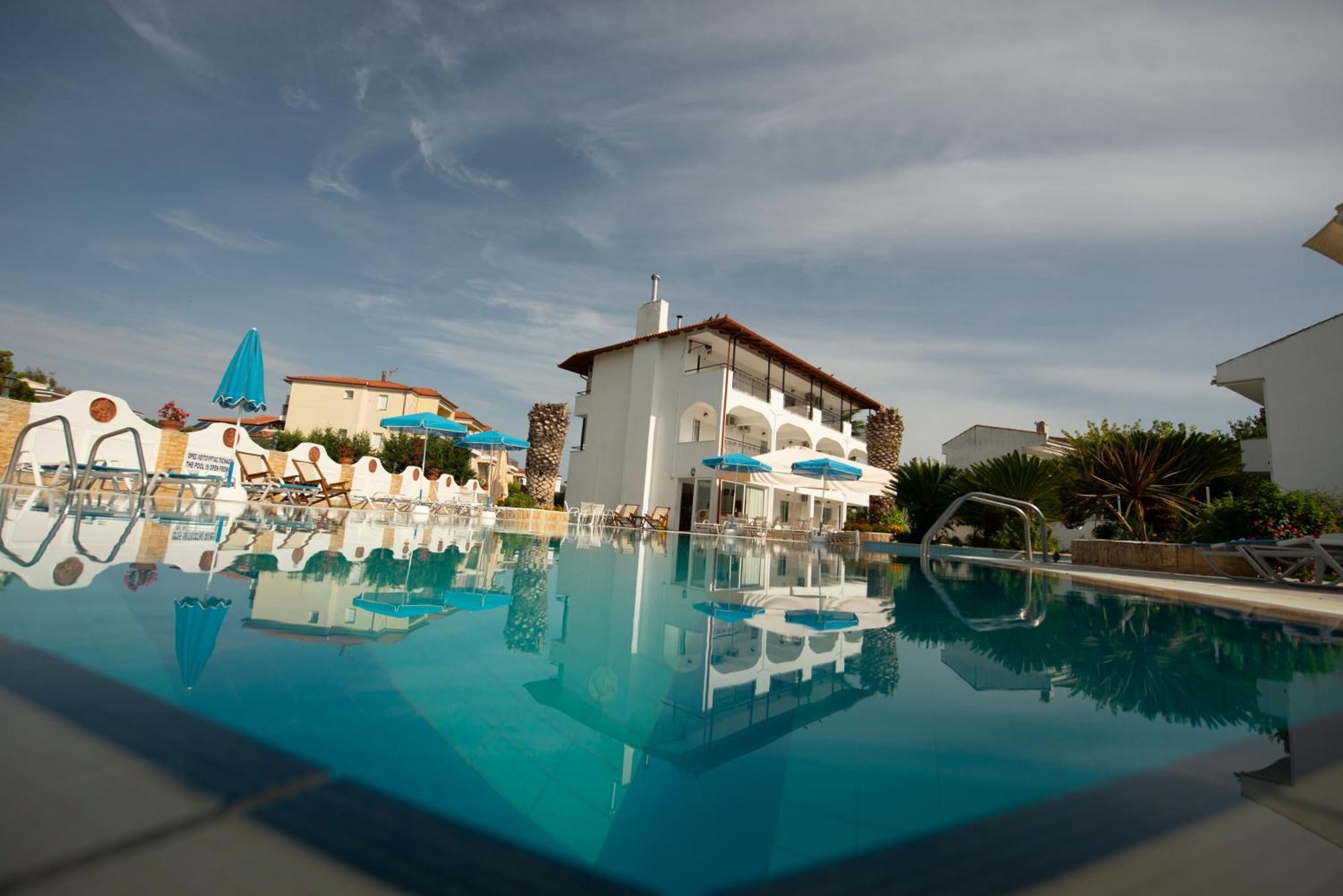 Estia Hotel Fourka Buitenkant foto