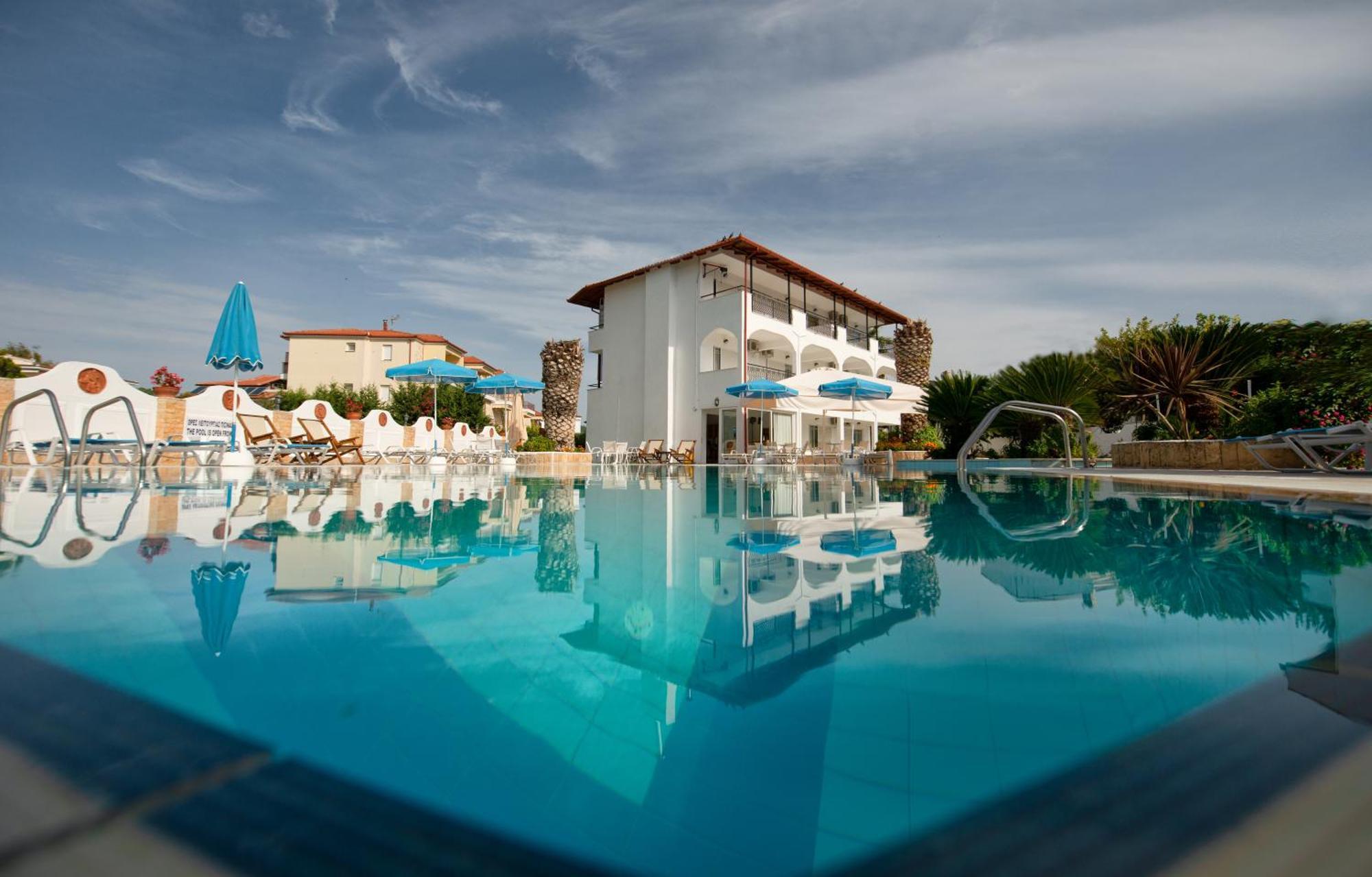 Estia Hotel Fourka Buitenkant foto