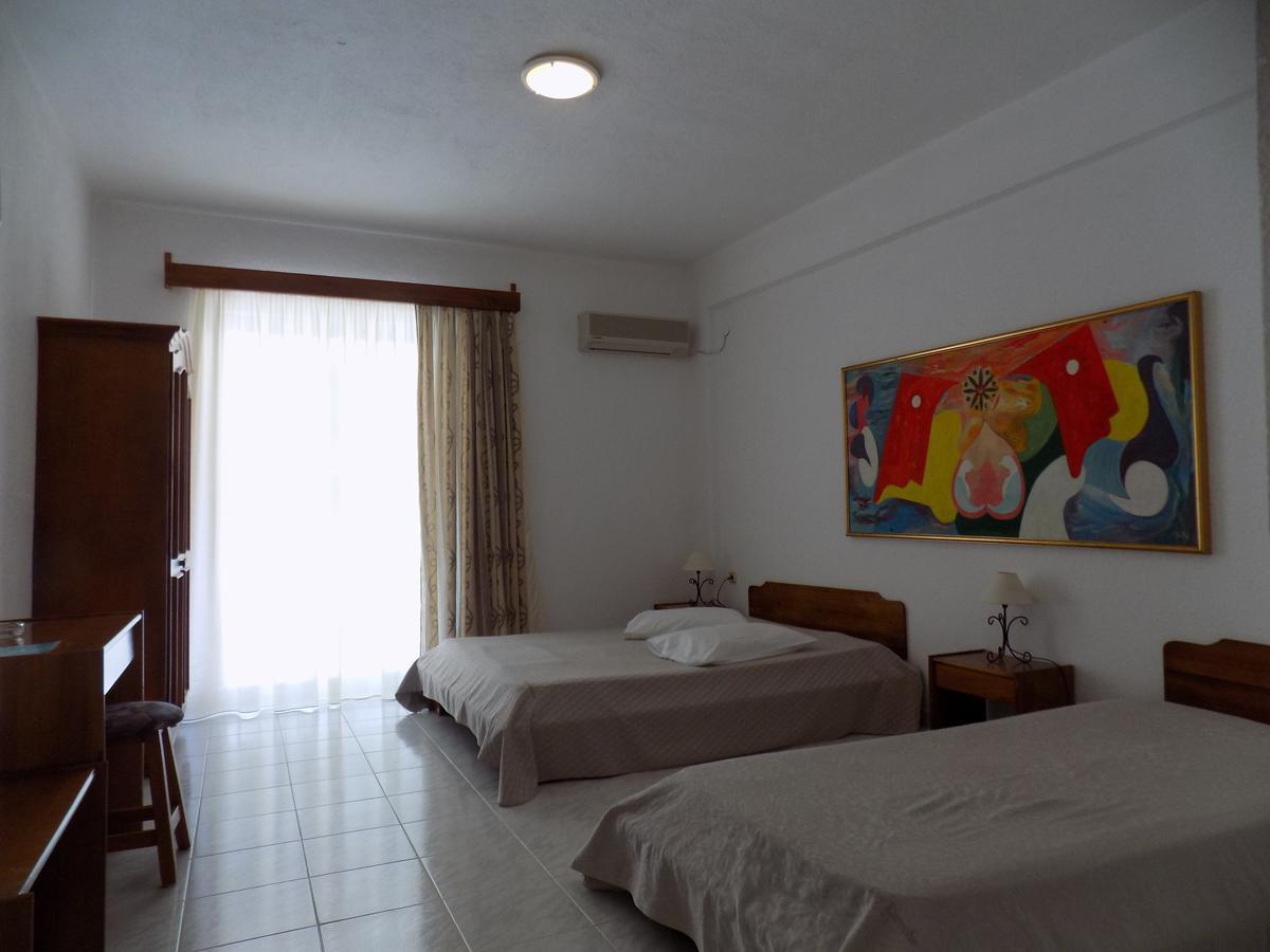 Estia Hotel Fourka Buitenkant foto